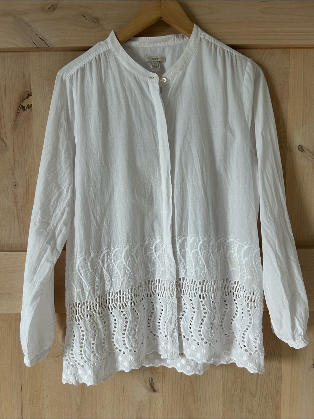 J, Crew Women’s Long Sleeve Cotton White eyelet blouse, size 14